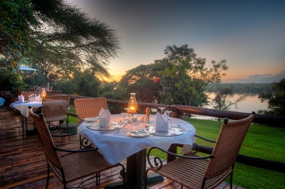 Kubu Lodge dining and view of River