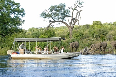 Chobe Chilwero Lodge boat cruise