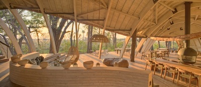 Sandibe Safari Lodge main lounge area