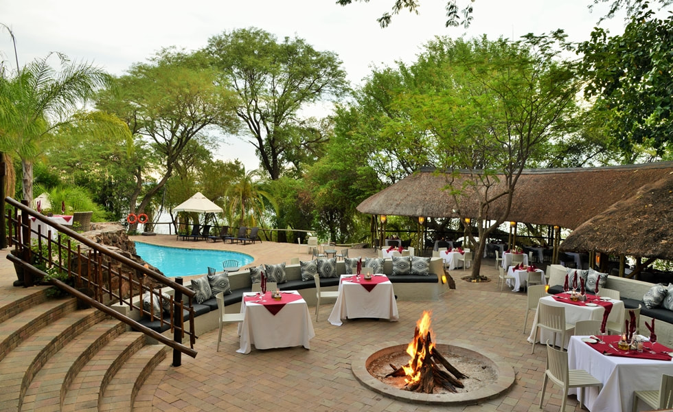 Mowana Safari Lodge dining