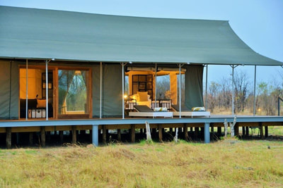 Main lodge area exterior, Nogatsaa Pans Lodge